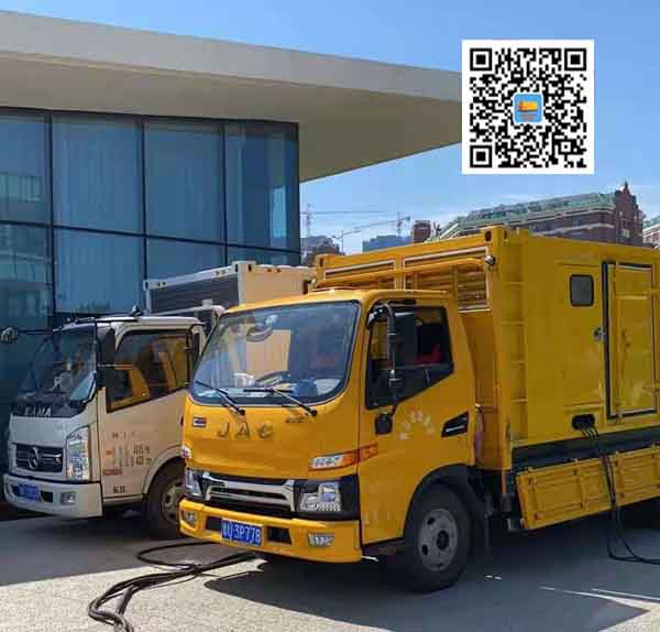 绿园出租发电车